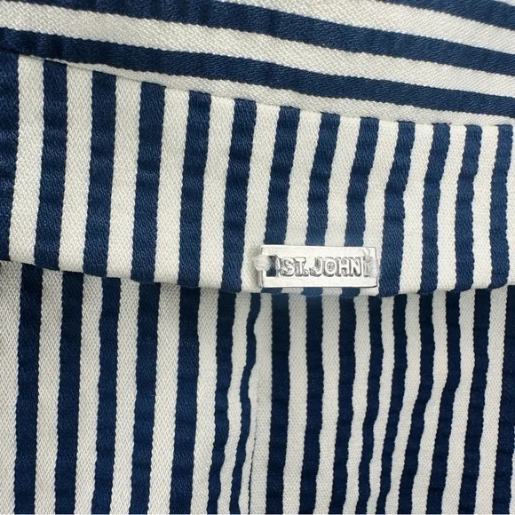 Quiet Luxury St. John Seersucker Navy & White Stripe Classic Blazer Jacket, 12 - Picture 7 of 9